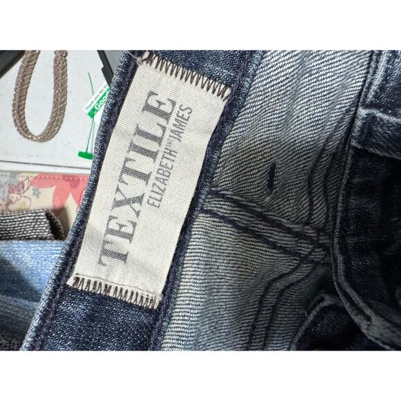 Textile Elizabeth and James Ozzy Distressed Denim Jeans Sz 29 - Picture 3 of 5